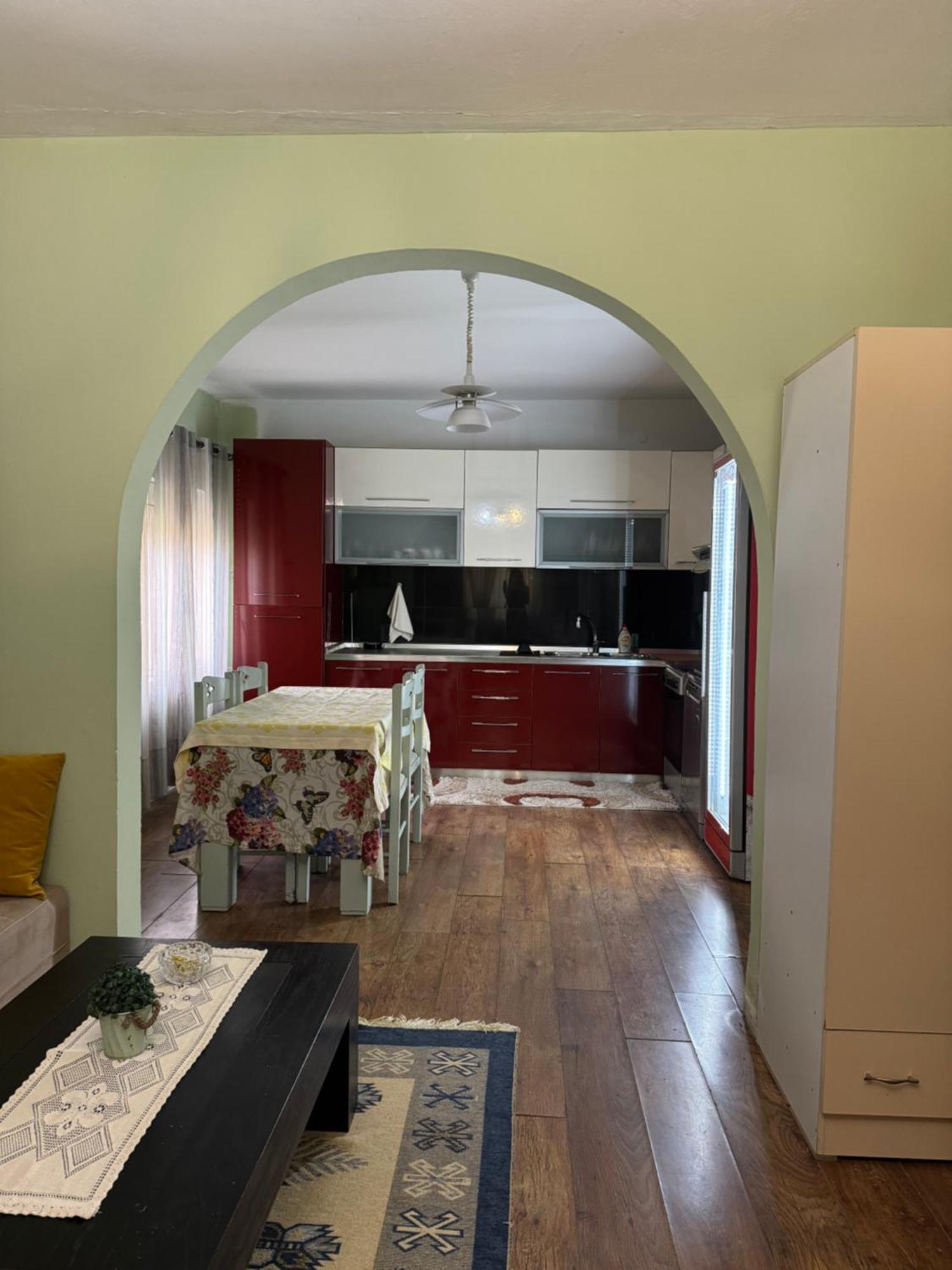 Green Door House Tirana Bagian luar foto